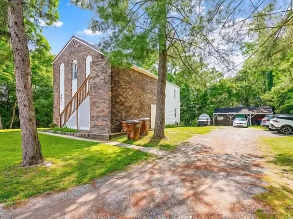 3921 Randolph Ln, Cincinnati, OH