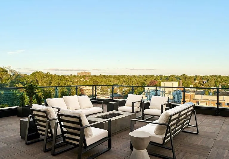 44-14 Douglaston Pkwy #8B — Photo 10
