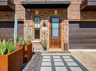 307 E 4th St, Houston, TX 77007