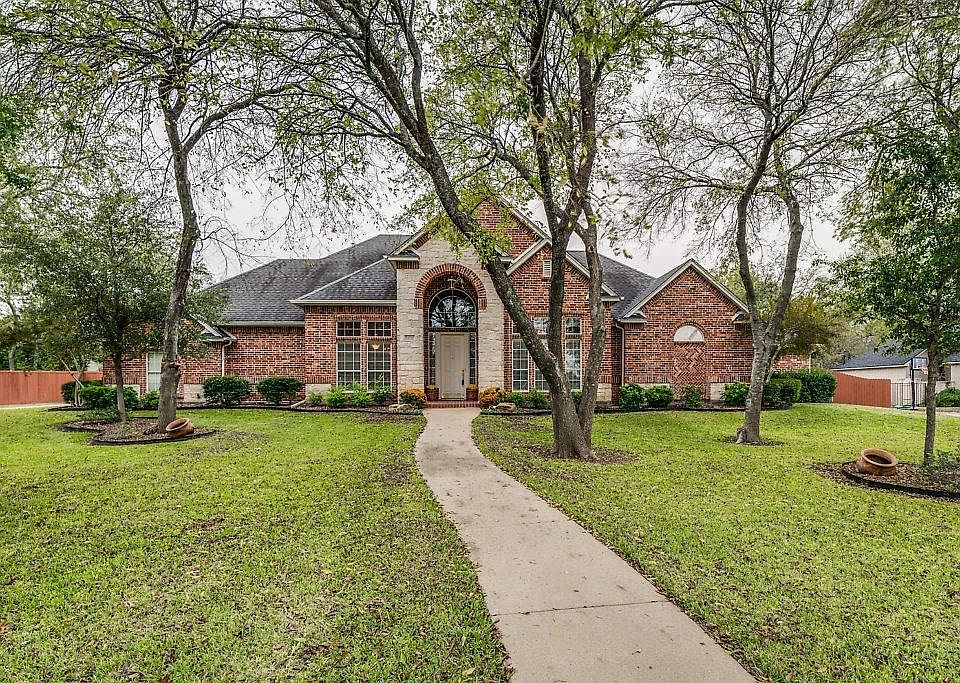1st image of 8430 Glen Eagles Dr