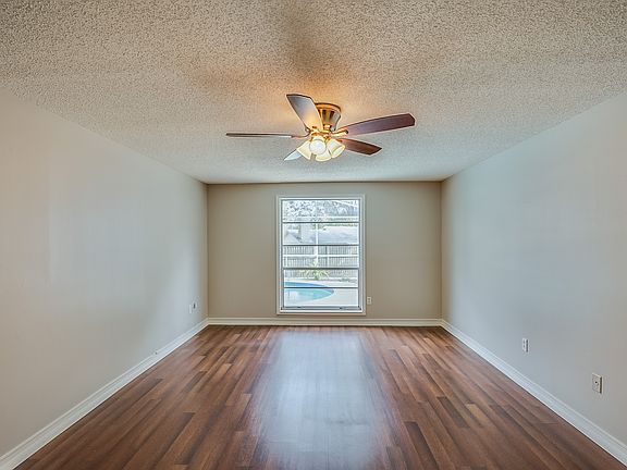 4th image of 1315 Borden Ct