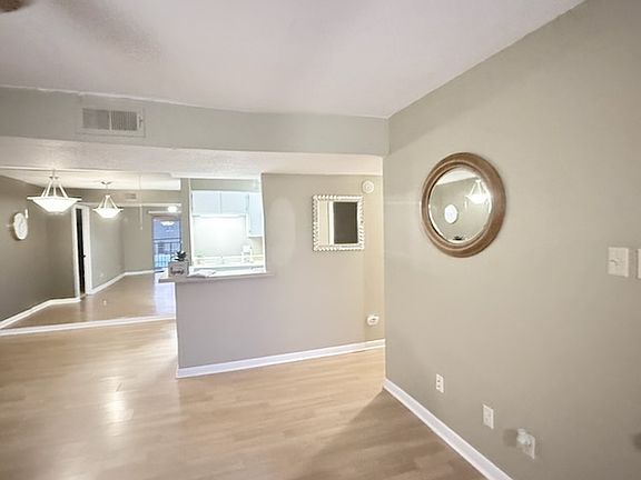 3rd image of 904 University Oaks Blvd APT 100