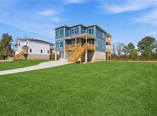 58 N Lawson Rd, Poquoson, VA 23662