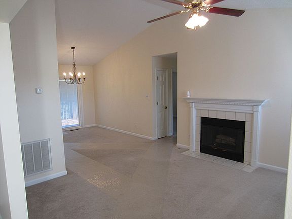 4th image of 6039 Tennyson Dr