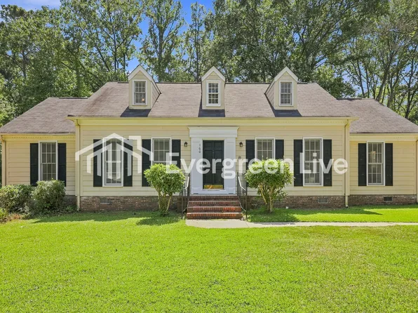 160 Chinquapin Cir, Columbia, SC 29212