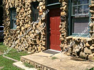 24 Brookside Cir APT 3, Candler, NC 28715