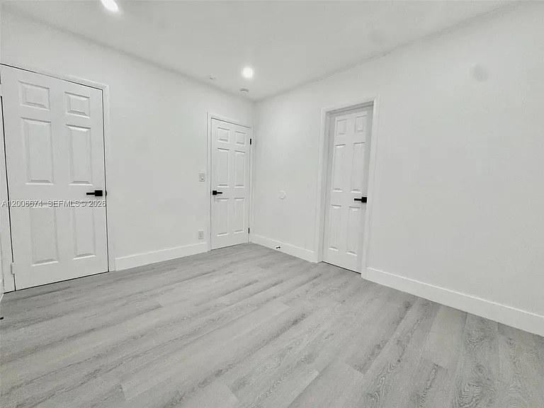 417 NW 2nd Ave #0 — Photo 12