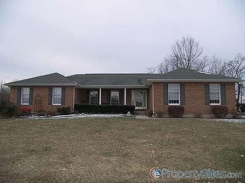 1st image of 10 Duke Dr