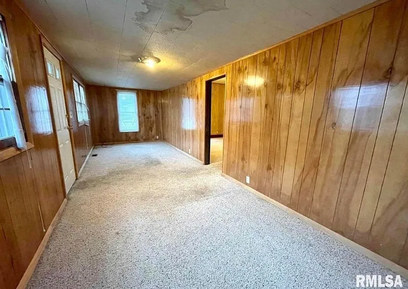 2 bed, 1372 sqft, $750 — Photo 3