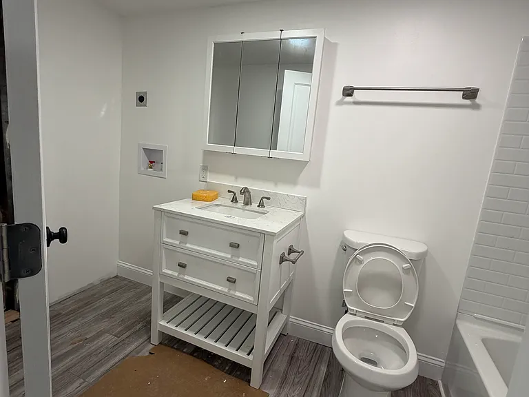 27 Phillips Ave #2 — Photo 8