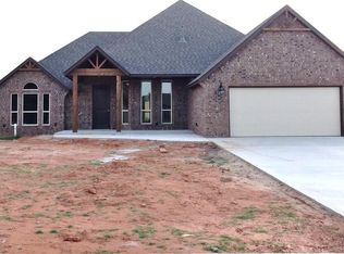 1851 W Main St, Blanchard, OK 73010