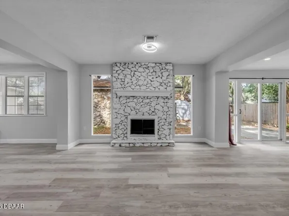 110 E Lauren Ct, Fern Park, FL 32730