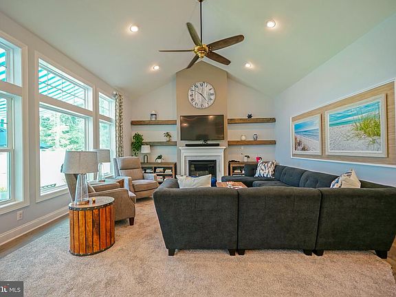 4th image of 19053 Frisco Way