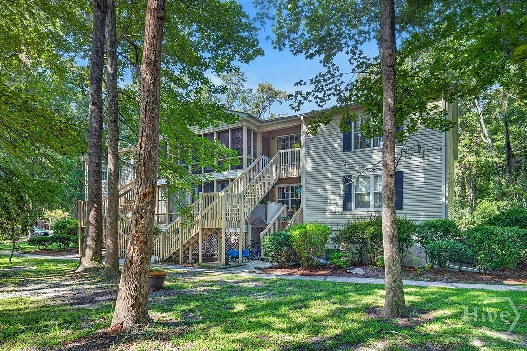 2 bed, 2.0 bath, 900 sqft, $1,600 — Photo 4