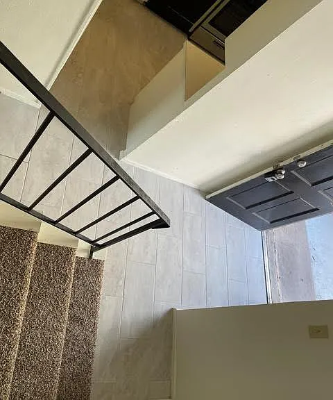 915 N Elm St #3 — Photo 10