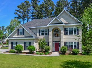 501 King Ct, Smithfield, VA 23430