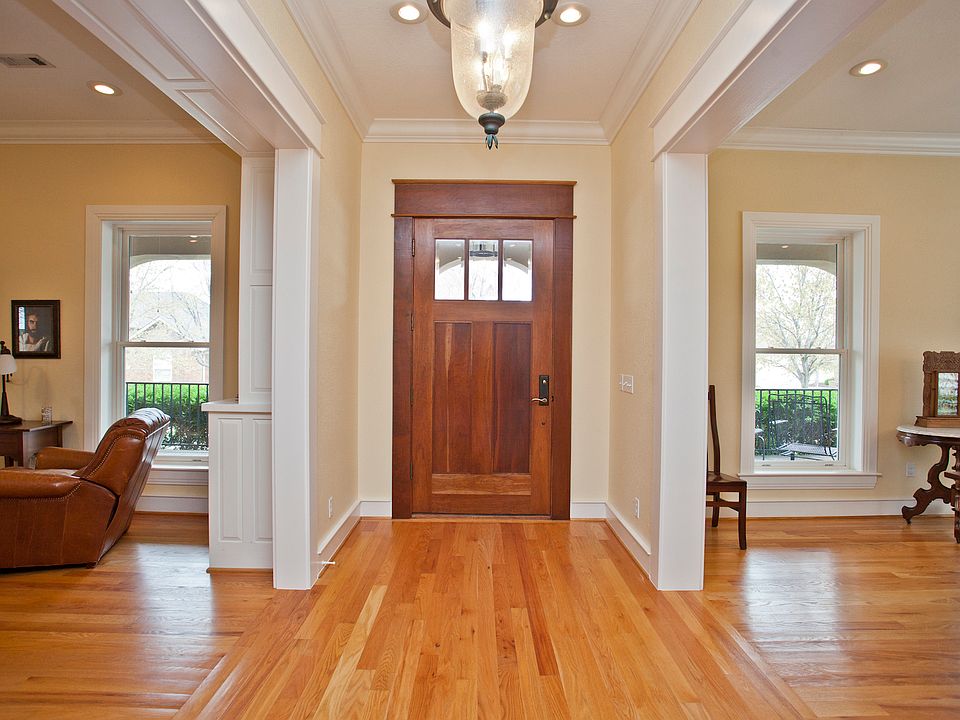 Front Door & Entry Hall