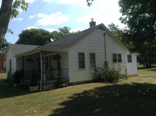 118 S Bottom Rd, Raphine, VA 24472