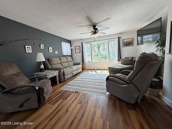 5th image of 404 Lorel Dunbar Rd