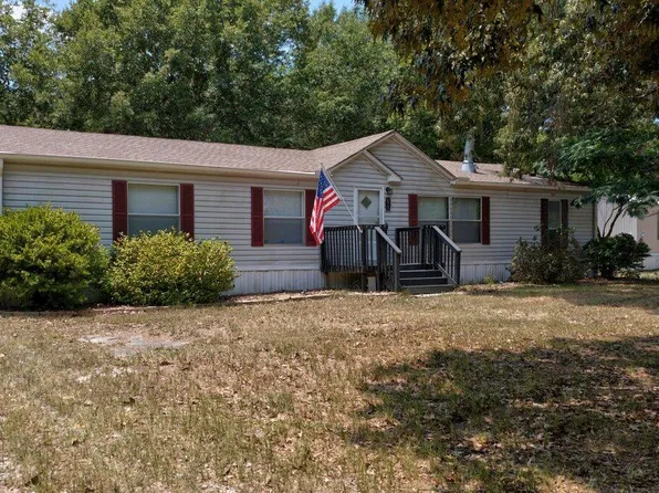 623 Barn Rd, Bonneau, SC 29431