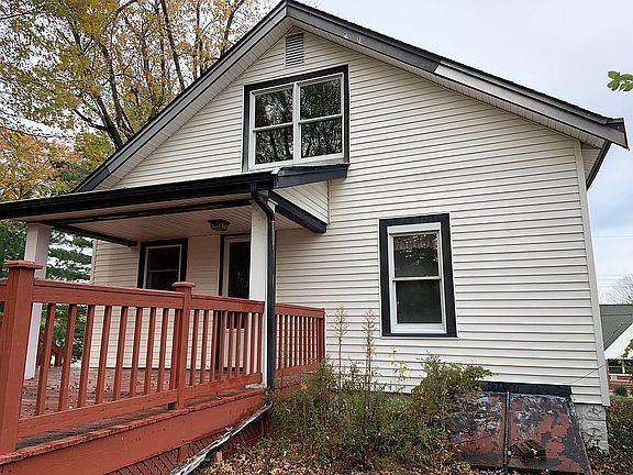 4th image of 176 McArthur Ln