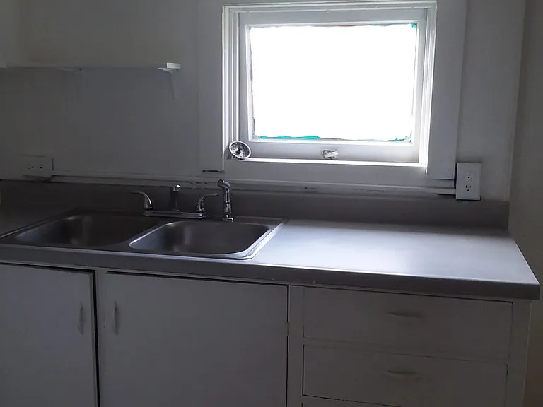 820 Filbert Ave — Photo 5