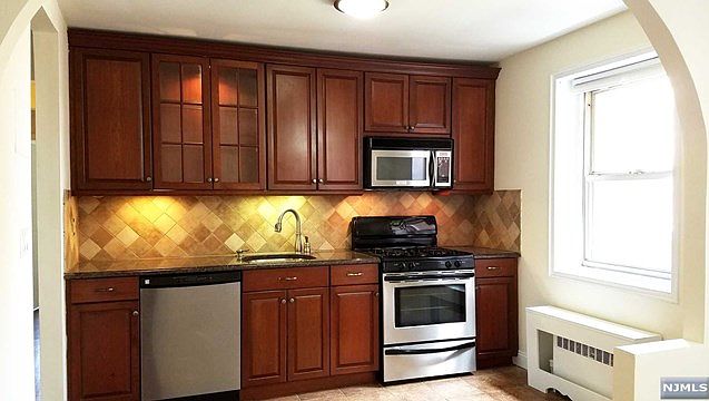 1st image of 2330 Linwood Ave #3E-303E