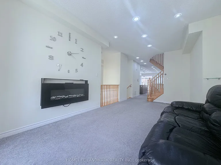 29 Sharbot Ln — Photo 7