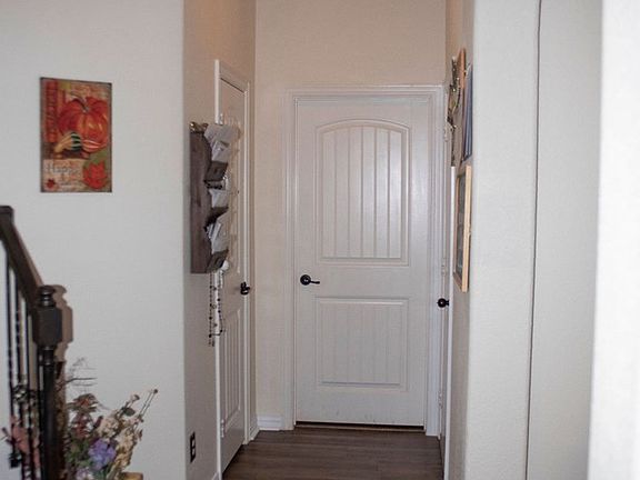 5th image of 7202 Donatello St