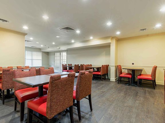 Free Grab-and-Go Breakfast