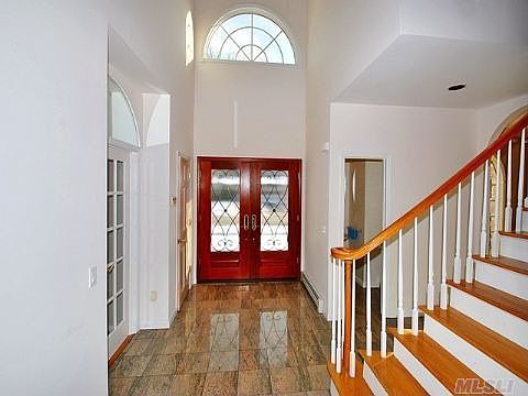 2nd image of 77 Wooleys Ln