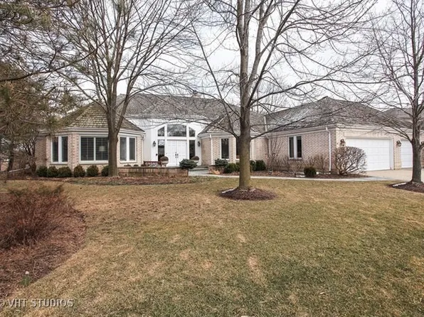 2185 Hybernia Dr, Highland Park, IL 60035