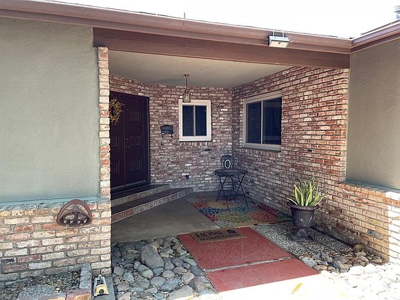 2nd image of 529 Brookview Ct
