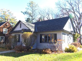 500 E 3rd St, Morris, MN 56267