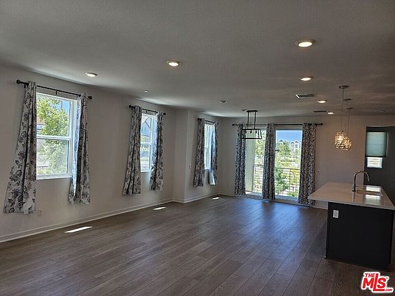 3rd image of 27010 Tanager Ln