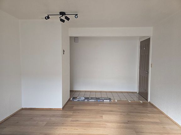 4th image of 3202 Morrison Rd W APT A