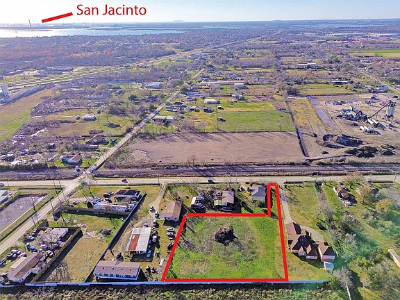 3rd image of 5410 Wade Rd