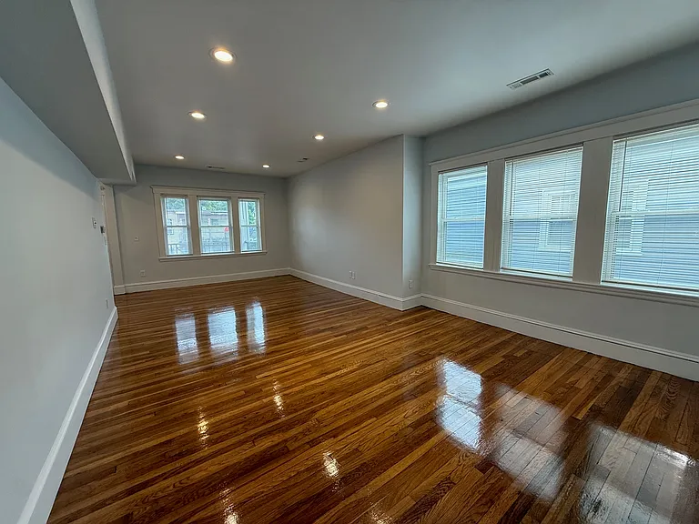 269 Belgrade Ave #3 — Photo 8