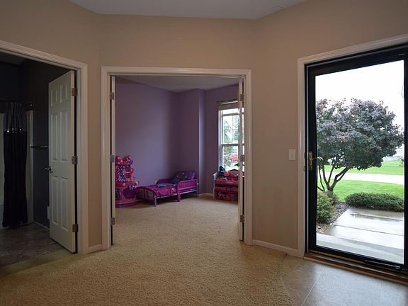3rd image of 2652 Shadow Pine Dr