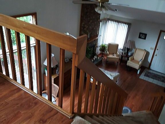 5th image of 114 Ivy Ln