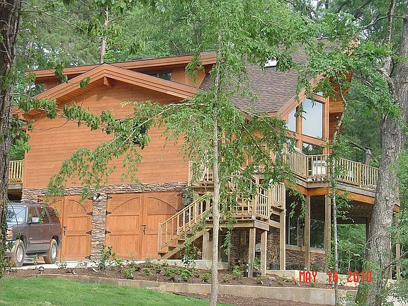 2nd image of 225 Hideaway Dr