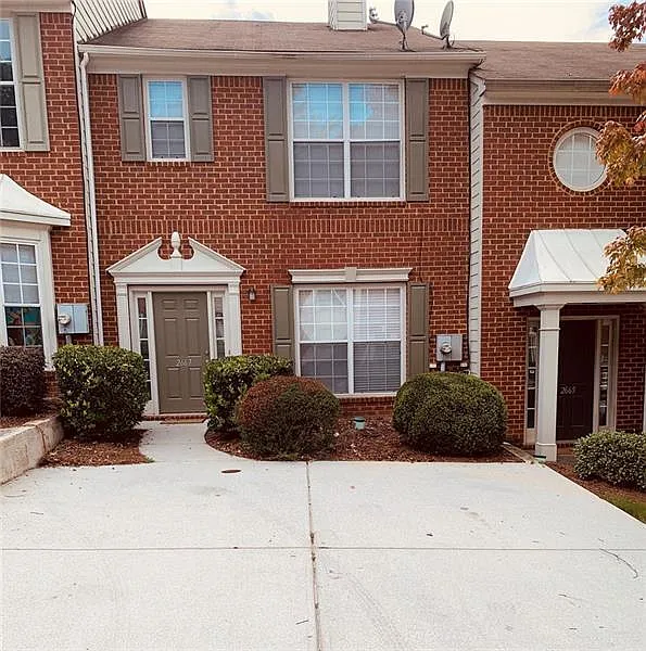 2 bed, 2.5 bath, 1492 sqft, $1,675 — Photo 1