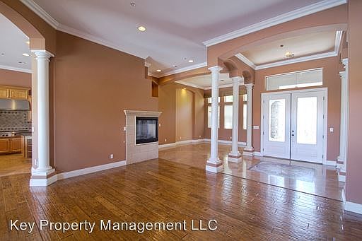 4th image of 2226 Driftwood Tide Ave