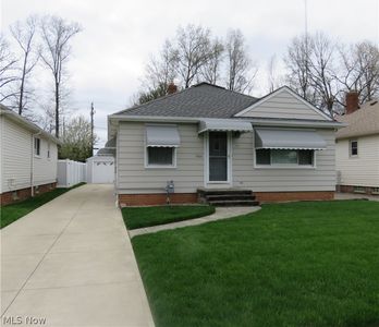 3002 Park Dr, Parma, OH, 44134
