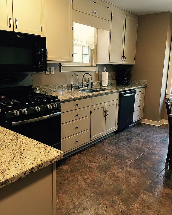 1st image of 694 Knobb Hill Dr NW