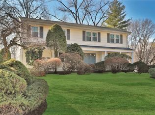126 Newport Ave, Tappan, NY 10983