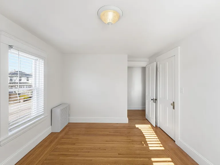 17 N Pleasant St #2 — Photo 18