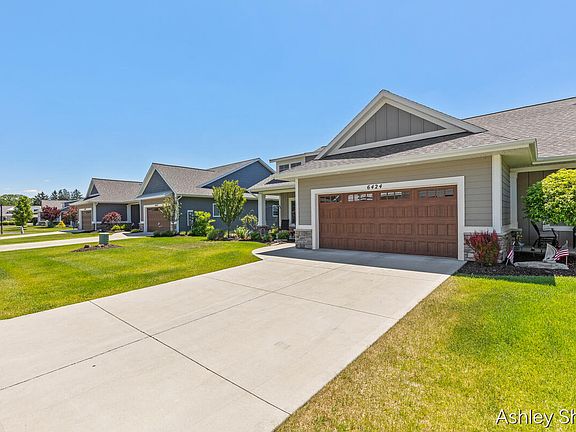3rd image of 6424 Copperleaf Ct #24
