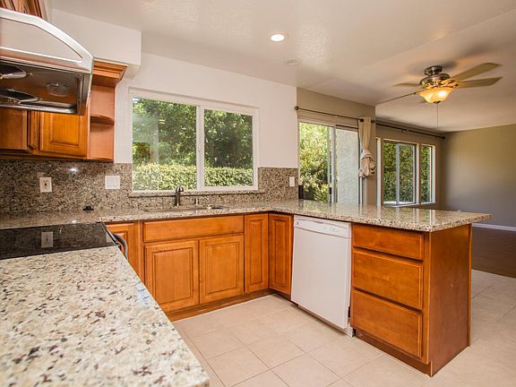 5th image of 1136 Via Almaden