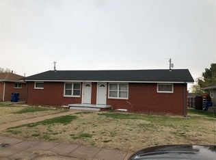 302 W 32nd St, Hays, KS 67601